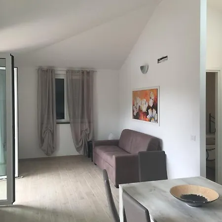 Villetta Rosa Terrazza 公寓 莱万托